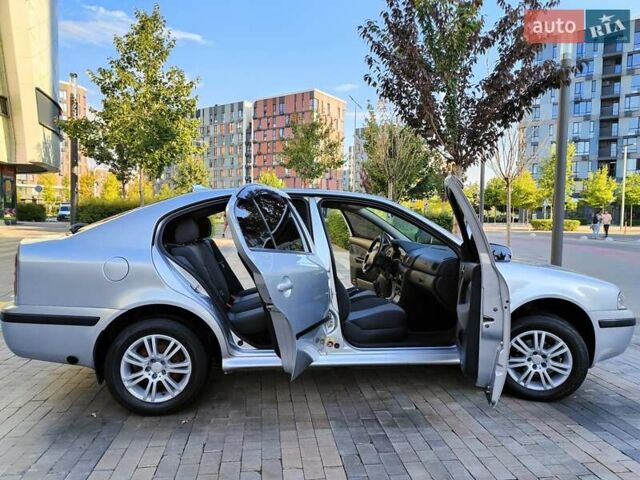 Сірий Шкода Октавія, об'ємом двигуна 1.6 л та пробігом 282 тис. км за 4490 $, фото 23 на Automoto.ua