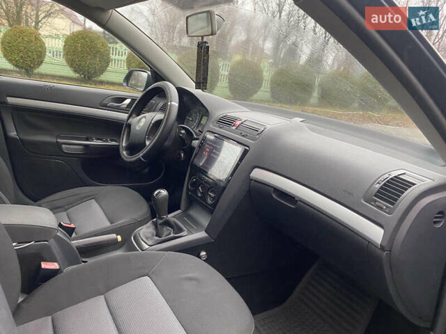 Серый Шкода Октавия, объемом двигателя 2 л и пробегом 250 тыс. км за 3150 $, фото 13 на Automoto.ua