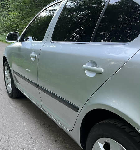 Сірий Шкода Октавія, об'ємом двигуна 1.6 л та пробігом 243 тис. км за 6300 $, фото 7 на Automoto.ua