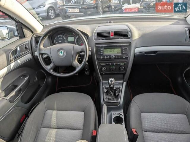 Сірий Шкода Октавія, об'ємом двигуна 1.6 л та пробігом 177 тис. км за 7250 $, фото 32 на Automoto.ua