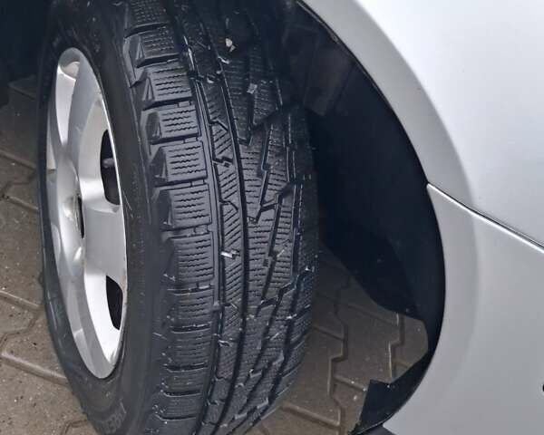 Серый Шкода Октавия, объемом двигателя 1.98 л и пробегом 220 тыс. км за 5450 $, фото 3 на Automoto.ua