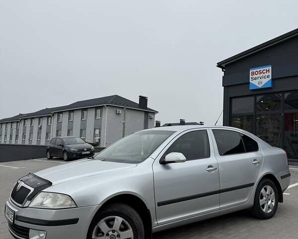 Серый Шкода Октавия, объемом двигателя 1.6 л и пробегом 285 тыс. км за 5850 $, фото 7 на Automoto.ua