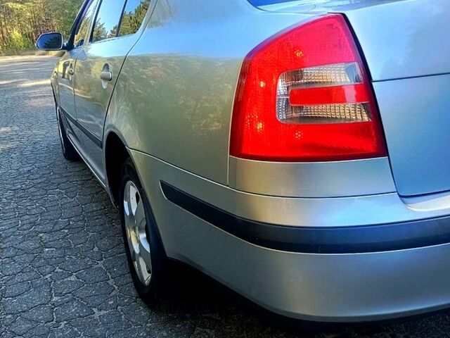 Сірий Шкода Октавія, об'ємом двигуна 2 л та пробігом 187 тис. км за 5800 $, фото 4 на Automoto.ua
