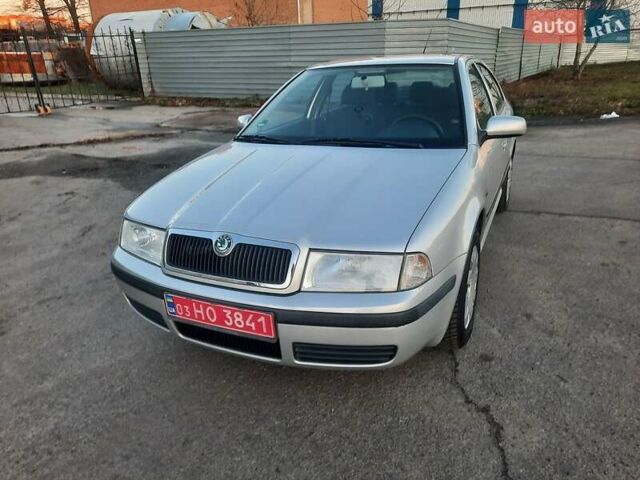 Сірий Шкода Октавія, об'ємом двигуна 1.5 л та пробігом 192 тис. км за 5800 $, фото 4 на Automoto.ua