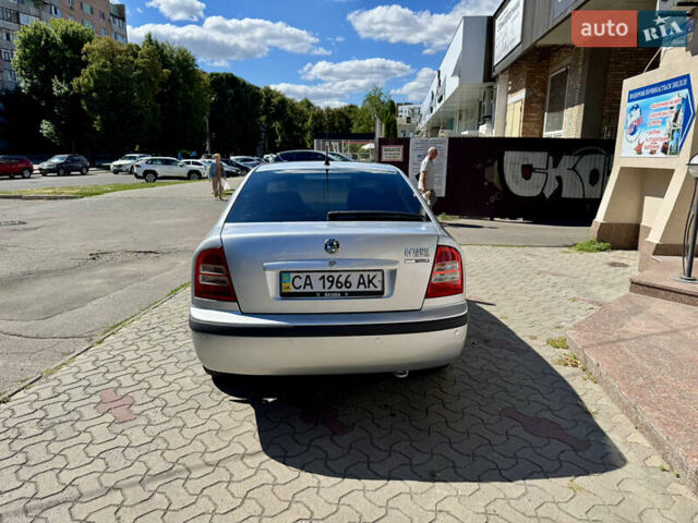 Серый Шкода Октавия, объемом двигателя 1.6 л и пробегом 172 тыс. км за 6200 $, фото 3 на Automoto.ua