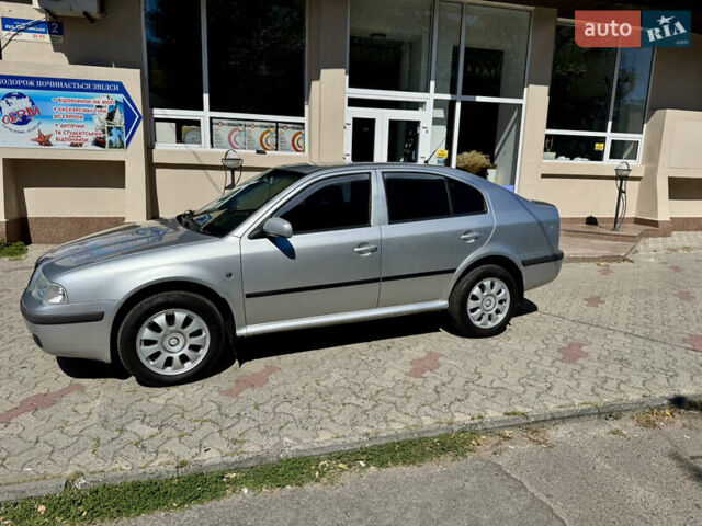 Серый Шкода Октавия, объемом двигателя 1.6 л и пробегом 172 тыс. км за 6200 $, фото 1 на Automoto.ua