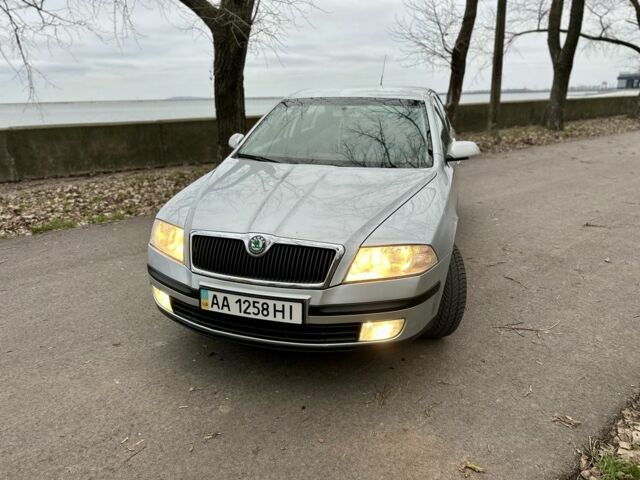 Серый Шкода Октавия, объемом двигателя 2 л и пробегом 285 тыс. км за 4999 $, фото 6 на Automoto.ua