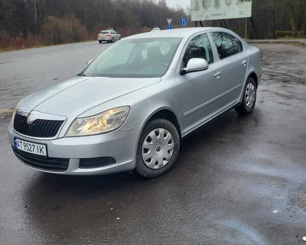 Серый Шкода Октавия, объемом двигателя 1.6 л и пробегом 230 тыс. км за 5850 $, фото 1 на Automoto.ua