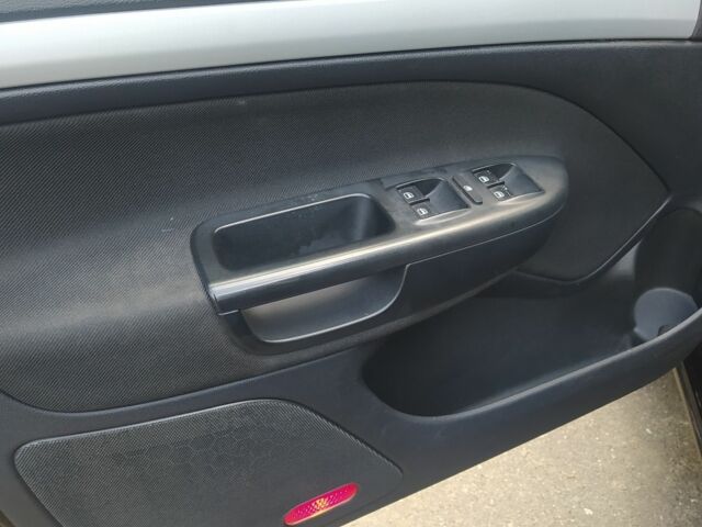 Сірий Шкода Октавія, об'ємом двигуна 1 л та пробігом 242 тис. км за 6200 $, фото 1 на Automoto.ua