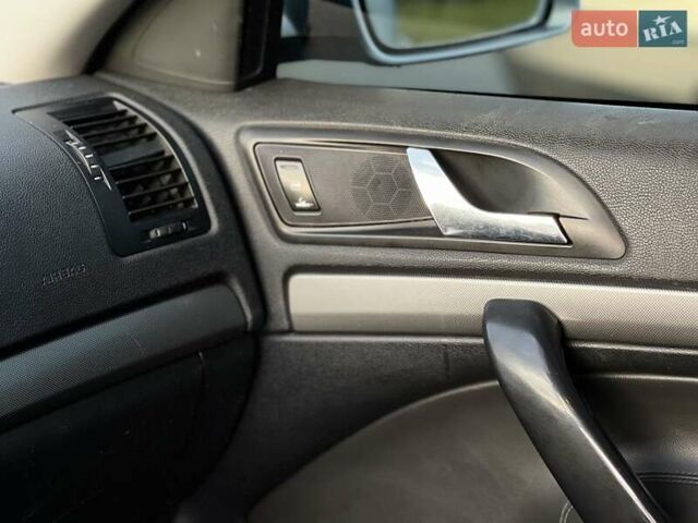 Серый Шкода Октавия, объемом двигателя 1.97 л и пробегом 288 тыс. км за 4800 $, фото 28 на Automoto.ua