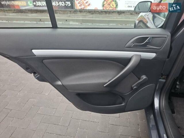 Сірий Шкода Октавія, об'ємом двигуна 1.6 л та пробігом 139 тис. км за 7990 $, фото 67 на Automoto.ua