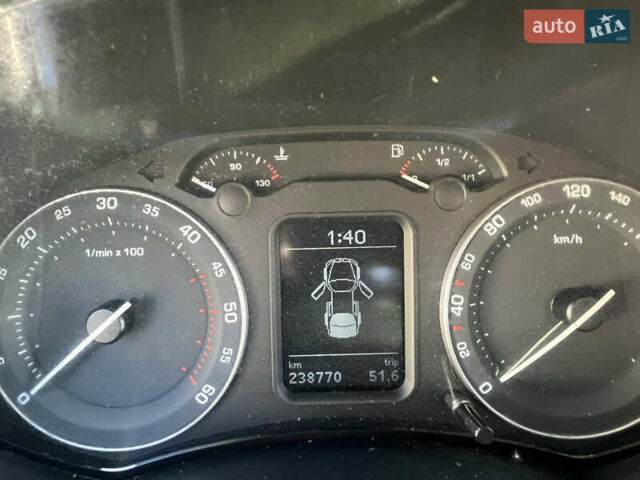 Серый Шкода Октавия, объемом двигателя 1.9 л и пробегом 238 тыс. км за 5800 $, фото 16 на Automoto.ua