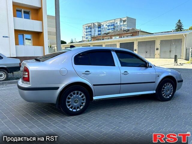 Шкода Октавия 2008 в Каменце-Подольском на Automoto.ua Серый Шкода Октавия, объемом двигателя 1.6 л и пробегом 175 тыс. км за 4700 $, фото 8 на Automoto.ua