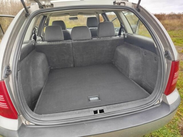 Серый Шкода Октавия, объемом двигателя 1.6 л и пробегом 210 тыс. км за 6800 $, фото 7 на Automoto.ua