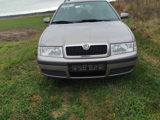 Серый Шкода Октавия, объемом двигателя 1.6 л и пробегом 210 тыс. км за 6800 $, фото 2 на Automoto.ua