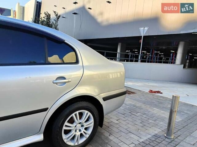 Сірий Шкода Октавія, об'ємом двигуна 1.6 л та пробігом 282 тис. км за 4490 $, фото 6 на Automoto.ua