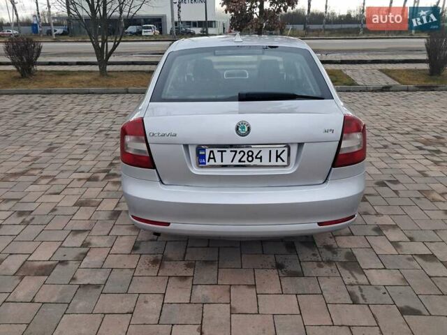 Сірий Шкода Октавія, об'ємом двигуна 1.6 л та пробігом 198 тис. км за 5899 $, фото 11 на Automoto.ua