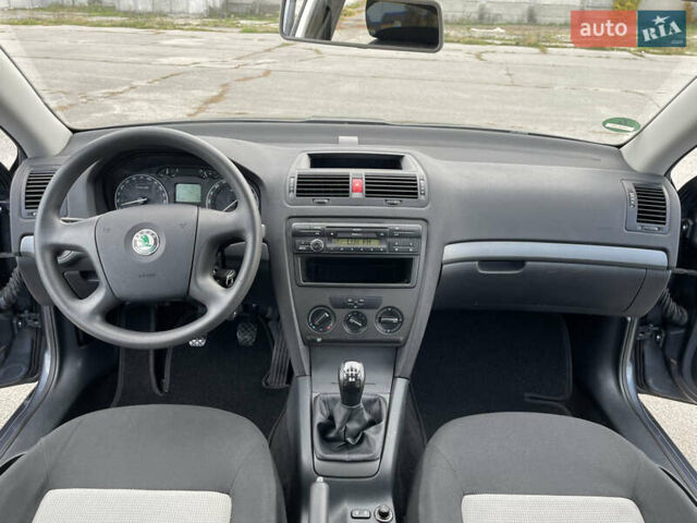 Шкода Октавия 2008 в Виннице на Automoto.ua Серый Шкода Октавия, объемом двигателя 1.6 л и пробегом 56 тыс. км за 9150 $, фото 62 на Automoto.ua