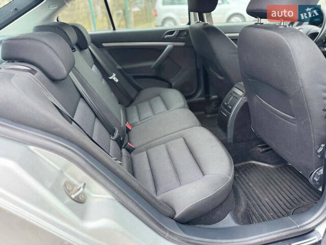 Серый Шкода Октавия, объемом двигателя 1.6 л и пробегом 190 тыс. км за 6390 $, фото 49 на Automoto.ua