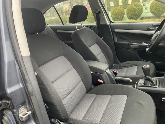 Серый Шкода Октавия, объемом двигателя 2 л и пробегом 250 тыс. км за 3199 $, фото 14 на Automoto.ua