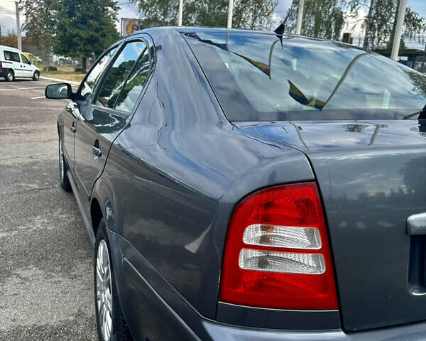 Серый Шкода Октавия, объемом двигателя 1.6 л и пробегом 155 тыс. км за 6700 $, фото 11 на Automoto.ua