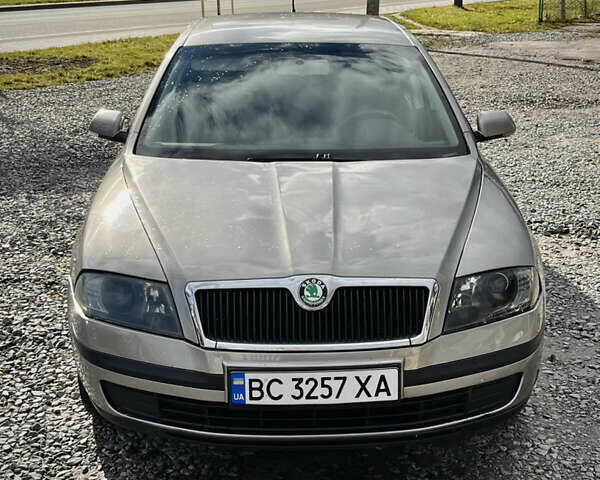 Шкода Октавия 2008 в Львове на Automoto.ua Серый Шкода Октавия, объемом двигателя 1.9 л и пробегом 210 тыс. км за 4400 $, фото 2 на Automoto.ua