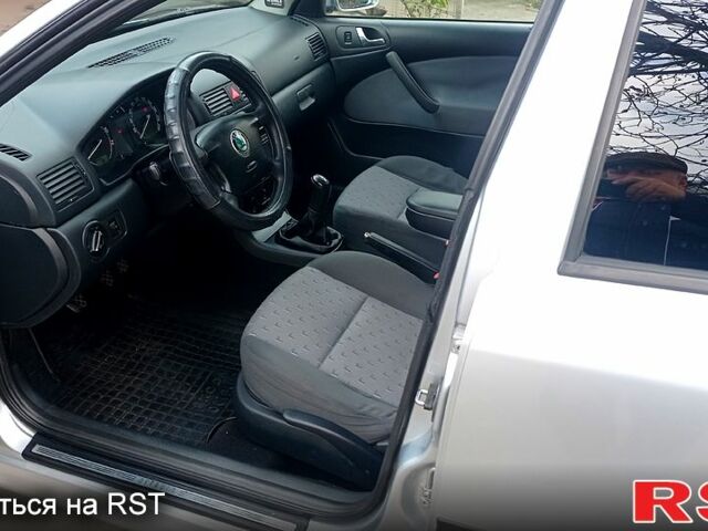 Серый Шкода Октавия, объемом двигателя 1.6 л и пробегом 186 тыс. км за 5500 $, фото 7 на Automoto.ua