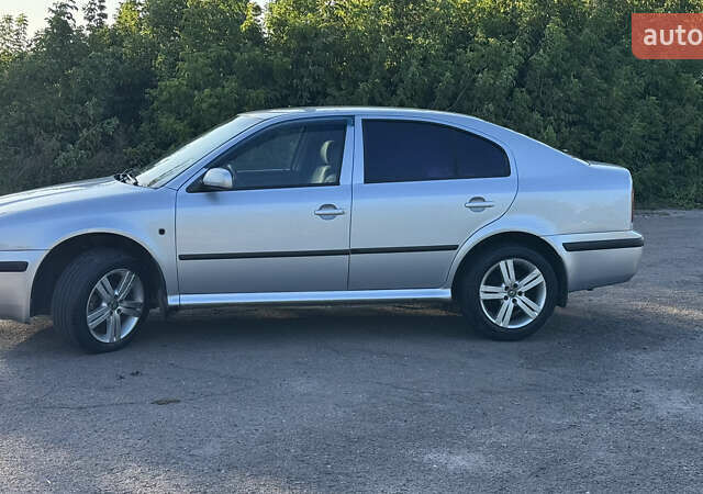 Сірий Шкода Октавія, об'ємом двигуна 1.6 л та пробігом 360 тис. км за 4499 $, фото 5 на Automoto.ua