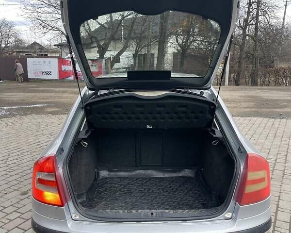 Серый Шкода Октавия, объемом двигателя 1.98 л и пробегом 329 тыс. км за 4999 $, фото 5 на Automoto.ua