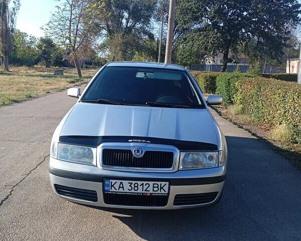 Сірий Шкода Октавія, об'ємом двигуна 1.6 л та пробігом 282 тис. км за 5950 $, фото 8 на Automoto.ua