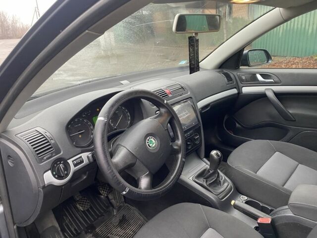 Серый Шкода Октавия, объемом двигателя 2 л и пробегом 250 тыс. км за 3199 $, фото 10 на Automoto.ua