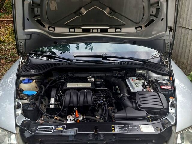 Сірий Шкода Октавія, об'ємом двигуна 1.6 л та пробігом 240 тис. км за 6000 $, фото 5 на Automoto.ua