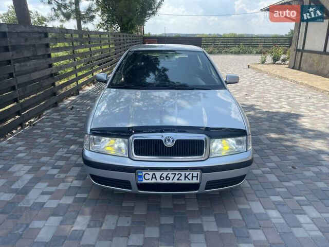 Сірий Шкода Октавія, об'ємом двигуна 1.6 л та пробігом 275 тис. км за 6200 $, фото 2 на Automoto.ua