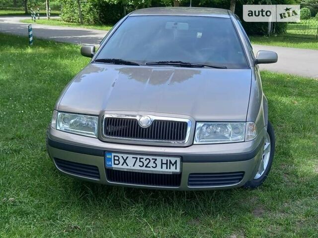 Серый Шкода Октавия, объемом двигателя 1.6 л и пробегом 228 тыс. км за 5100 $, фото 8 на Automoto.ua