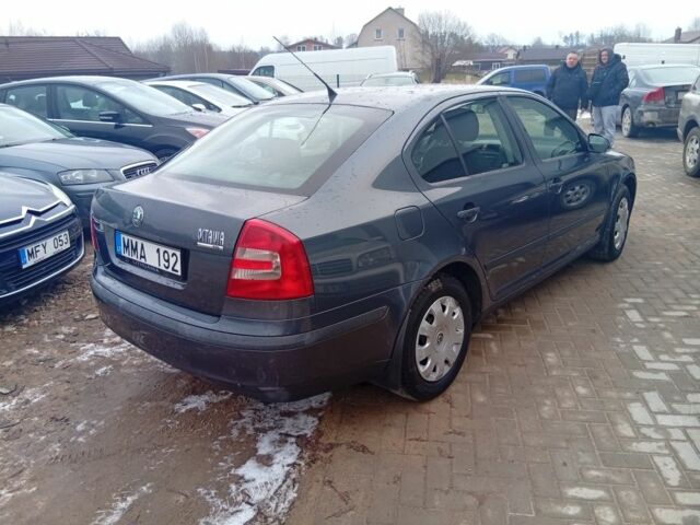 Серый Шкода Октавия, объемом двигателя 1.9 л и пробегом 243 тыс. км за 2450 $, фото 2 на Automoto.ua