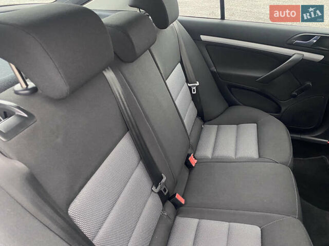 Серый Шкода Октавия, объемом двигателя 1.6 л и пробегом 193 тыс. км за 6300 $, фото 15 на Automoto.ua