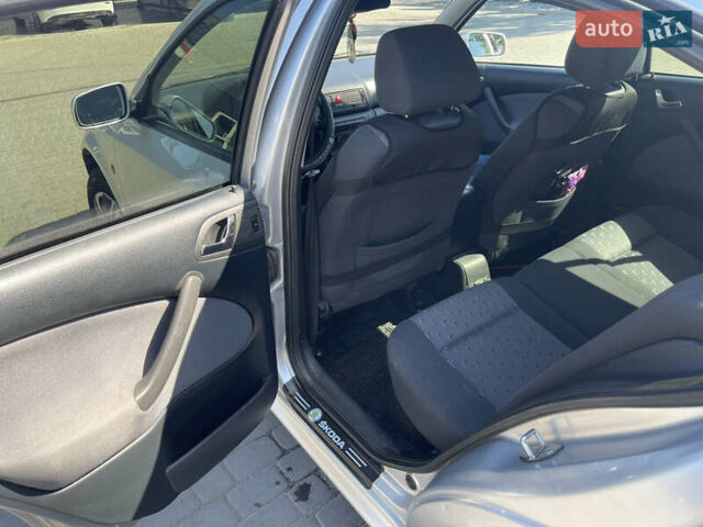 Сірий Шкода Октавія, об'ємом двигуна 1.9 л та пробігом 246 тис. км за 5400 $, фото 3 на Automoto.ua
