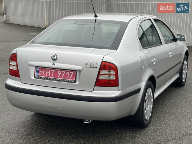 Сірий Шкода Октавія, об'ємом двигуна 1.6 л та пробігом 238 тис. км за 5999 $, фото 4 на Automoto.ua