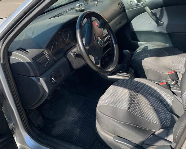 Сірий Шкода Октавія, об'ємом двигуна 1.9 л та пробігом 370 тис. км за 5800 $, фото 5 на Automoto.ua