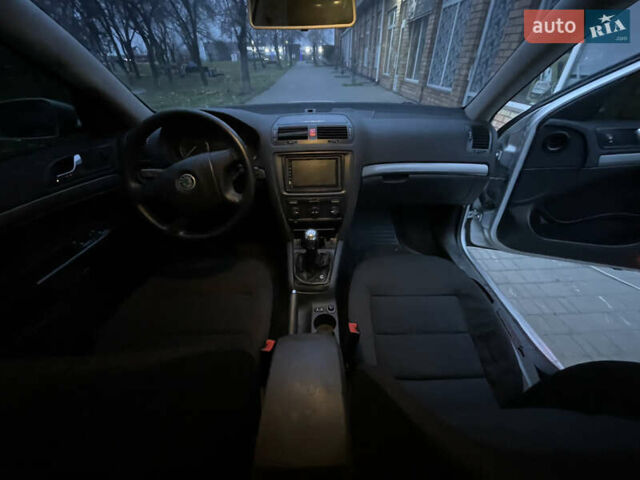 Сірий Шкода Октавія, об'ємом двигуна 1.97 л та пробігом 190 тис. км за 5800 $, фото 12 на Automoto.ua