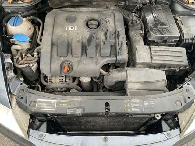 Серый Шкода Октавия, объемом двигателя 2 л и пробегом 250 тыс. км за 3199 $, фото 16 на Automoto.ua