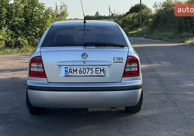 Сірий Шкода Октавія, об'ємом двигуна 1.6 л та пробігом 360 тис. км за 4499 $, фото 8 на Automoto.ua