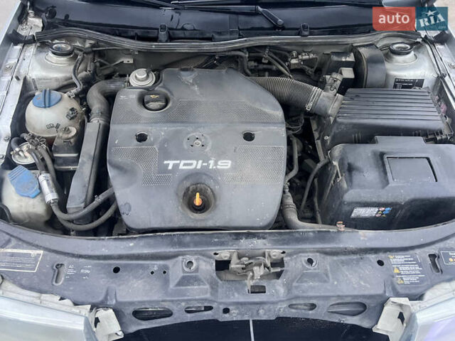 Серый Шкода Октавия, объемом двигателя 1.9 л и пробегом 303 тыс. км за 4999 $, фото 30 на Automoto.ua