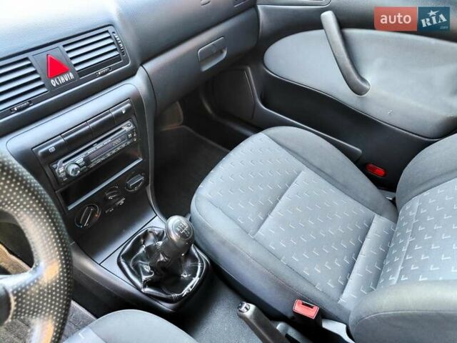 Сірий Шкода Октавія, об'ємом двигуна 1.6 л та пробігом 282 тис. км за 4490 $, фото 38 на Automoto.ua