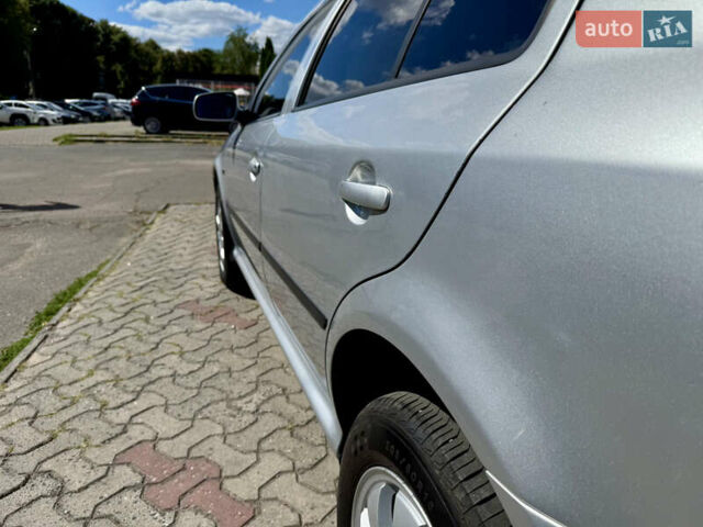Серый Шкода Октавия, объемом двигателя 1.6 л и пробегом 172 тыс. км за 6200 $, фото 9 на Automoto.ua
