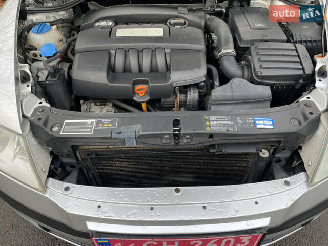 Сірий Шкода Октавія, об'ємом двигуна 1.6 л та пробігом 233 тис. км за 6359 $, фото 74 на Automoto.ua