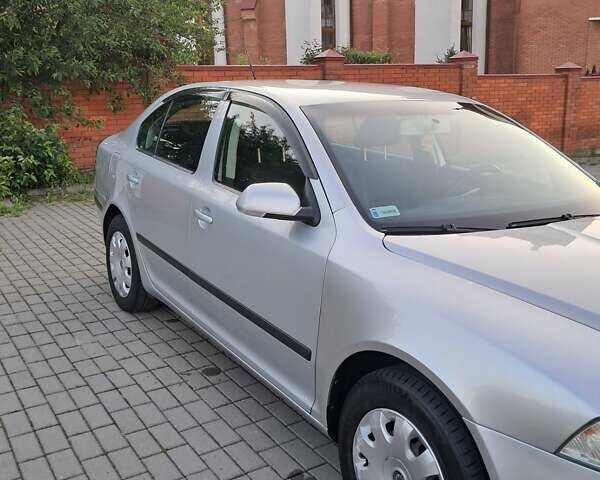 Серый Шкода Октавия, объемом двигателя 1.9 л и пробегом 320 тыс. км за 6200 $, фото 1 на Automoto.ua