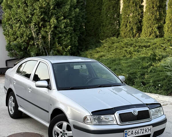 Серый Шкода Октавия, объемом двигателя 1.6 л и пробегом 208 тыс. км за 5900 $, фото 3 на Automoto.ua