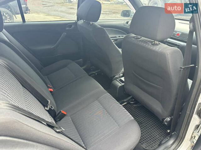 Серый Шкода Октавия, объемом двигателя 1.8 л и пробегом 217 тыс. км за 6200 $, фото 30 на Automoto.ua