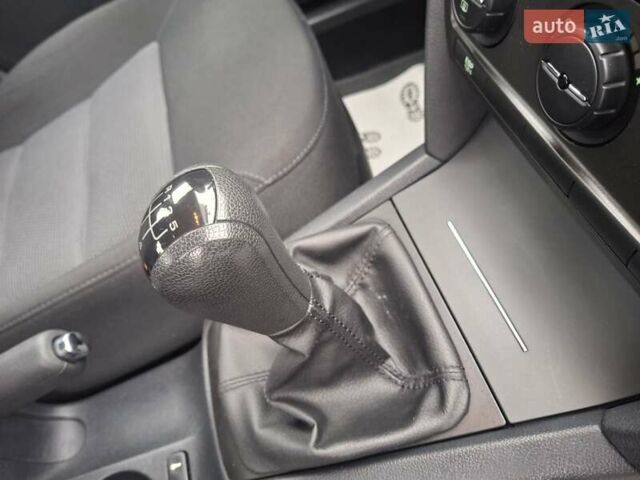 Сірий Шкода Октавія, об'ємом двигуна 1.6 л та пробігом 139 тис. км за 7990 $, фото 63 на Automoto.ua